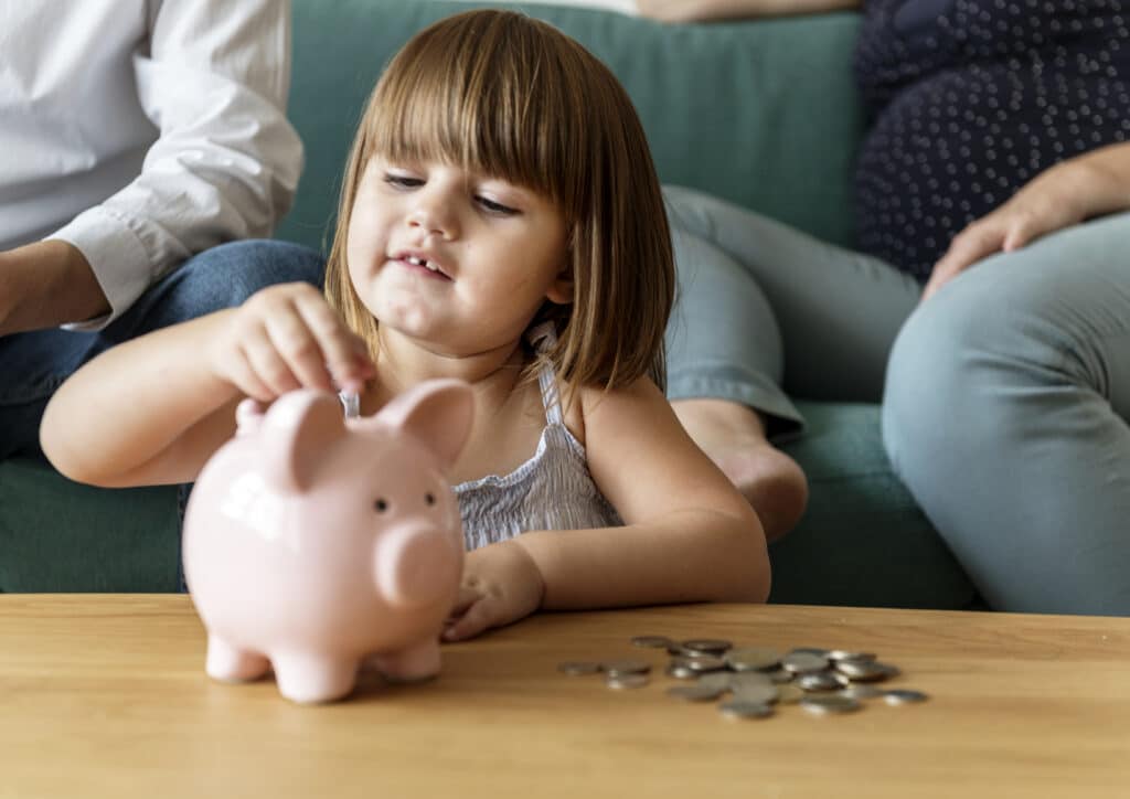 Aide PAJE pour l'aide à l'accueil des jeunes enfants en micro-crèche à Villeurbanne.